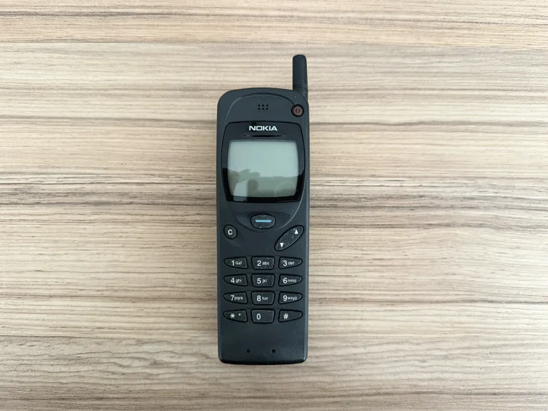 Le Nokia 3110 et sa fameuse touche Navi